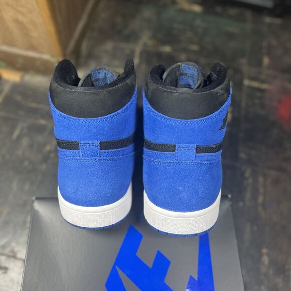 Nike Air Jordan 1 Retro OG High "Royal Reimagined" Sz 10 VTG OG RARE MJ CLEAN - Picture 4 of 7